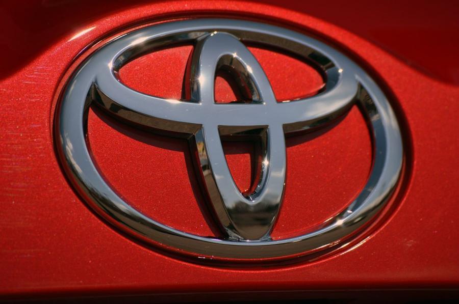  Toyota RAV4 2013 года  (фото 46 из 89)